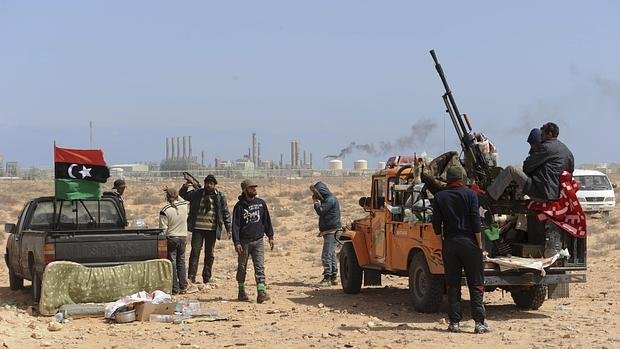 El Daesh ha propinado ataques a instalaciones petrolíferas en Libia
