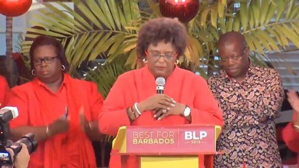 Durante un discurso en la sede de su partido Mottley agradeció a sus seguidores por creer en lo que es mejor para Barbados. Foto Barbados Today