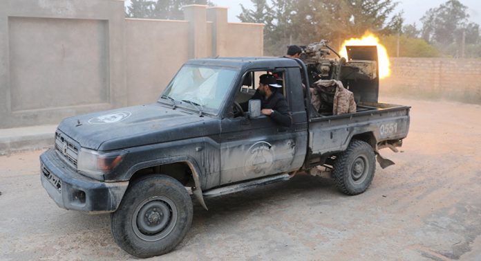 Al menos 254 personas murieron y mil 230 resultaron heridas en los enfrentamientos armados en Trípoli capital de Libia