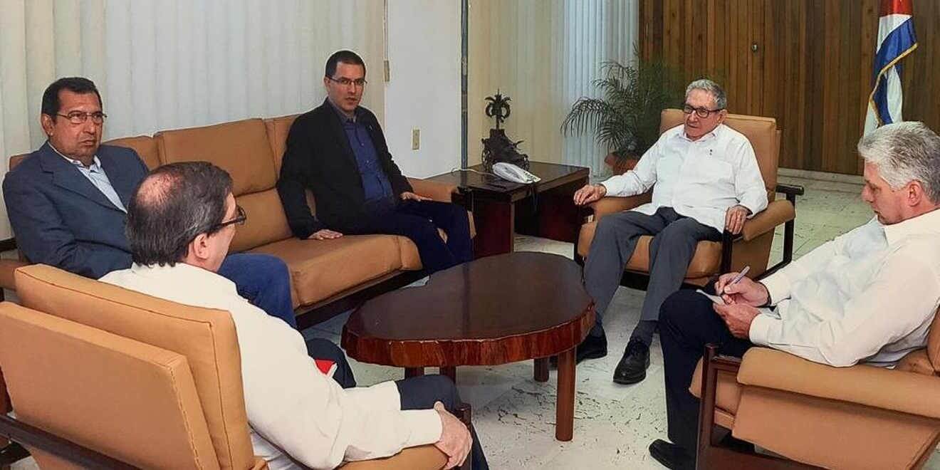 Venezuela y Cuba fortalecen sus relaciones bilaterales frente al asedio de EEUU