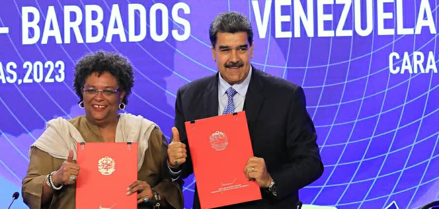 Primera Ministra de Barbados Mia Mottley y el Presidente Nicolás Maduro