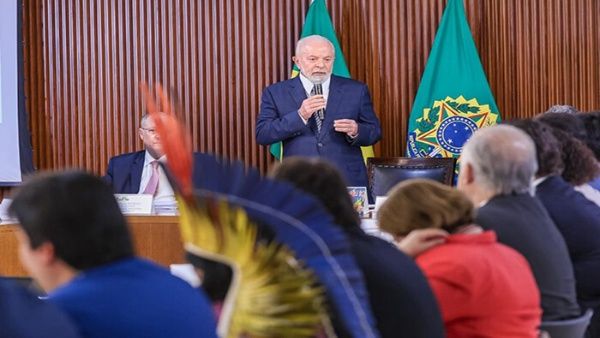 Lula da Silva comentó que la depredación de los edificios por bolsonaristas "dejó cicatrices profundas" pero la "democracia salió victoriosa"