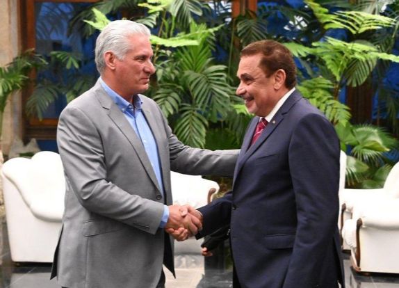 Miguel Díaz Canel presidente de Cuba y Louis Sylvestre Radegonde