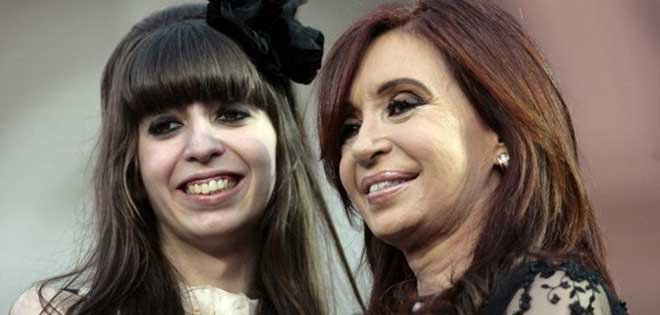 Cristina Fernández de Kirchner junto a su hija Florencia