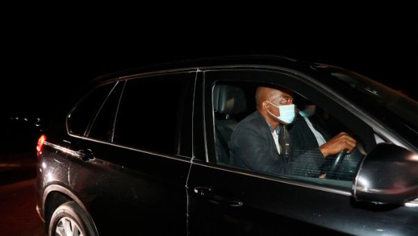 El Tribunal Constitucional ordenó que el exgobernante Jacob Zuma debía cumplir una pena de prisión por desacato