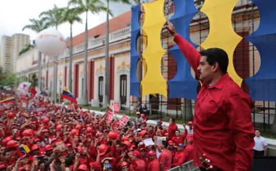 El pueblo asistio a la convocatoria del Presidente Maduro Imagen de archivo