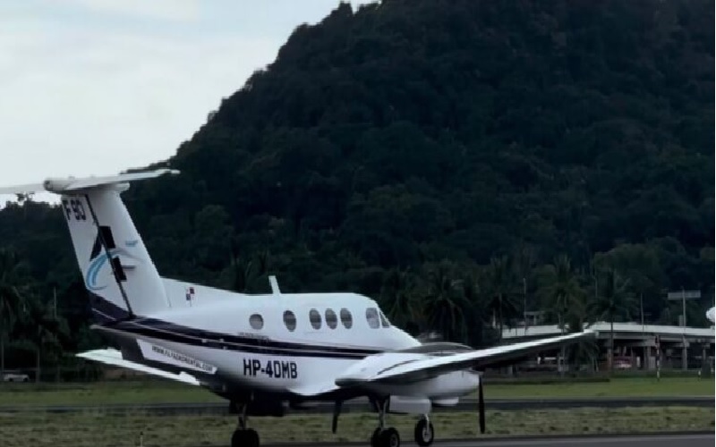 Aeronave contaba con matrícula HP-4DMB, de tipo BE-90F.