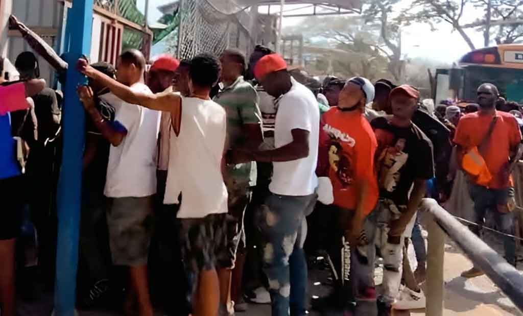 DEPORTADOS HAITIANOS