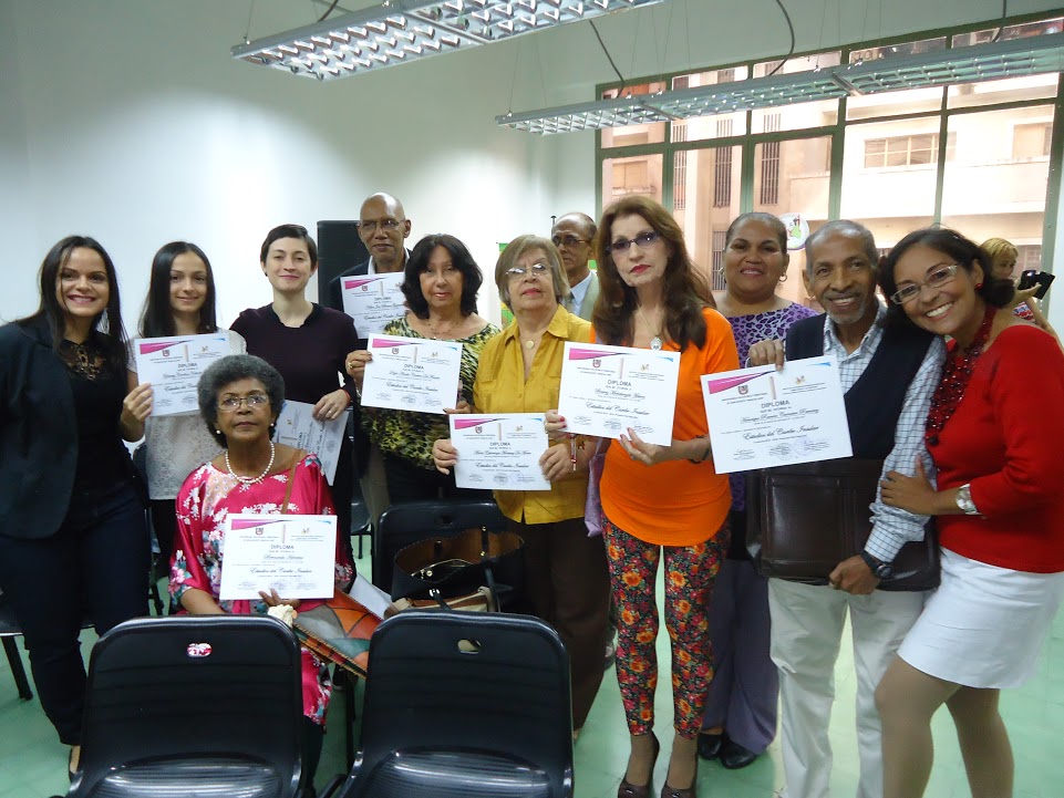 Egresado en Estudios del Caribe Insular