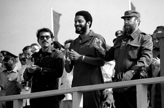 El lìder asesinado Maurice Bishop junto al Comandante Fidel Castro